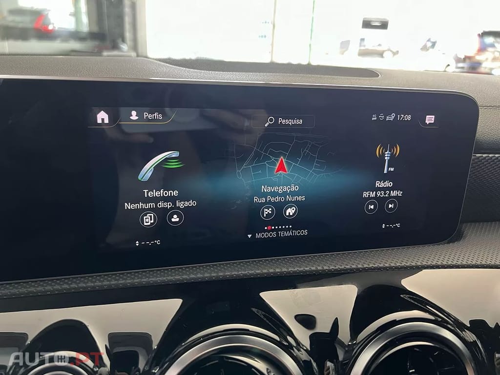 Mercedes-Benz CLA 180 d Shooting Brake Business Solutions