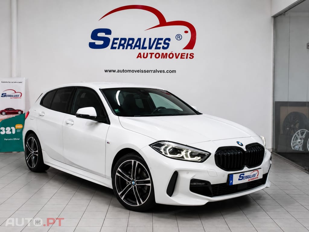 BMW 116 d Pack Desportivo M Auto