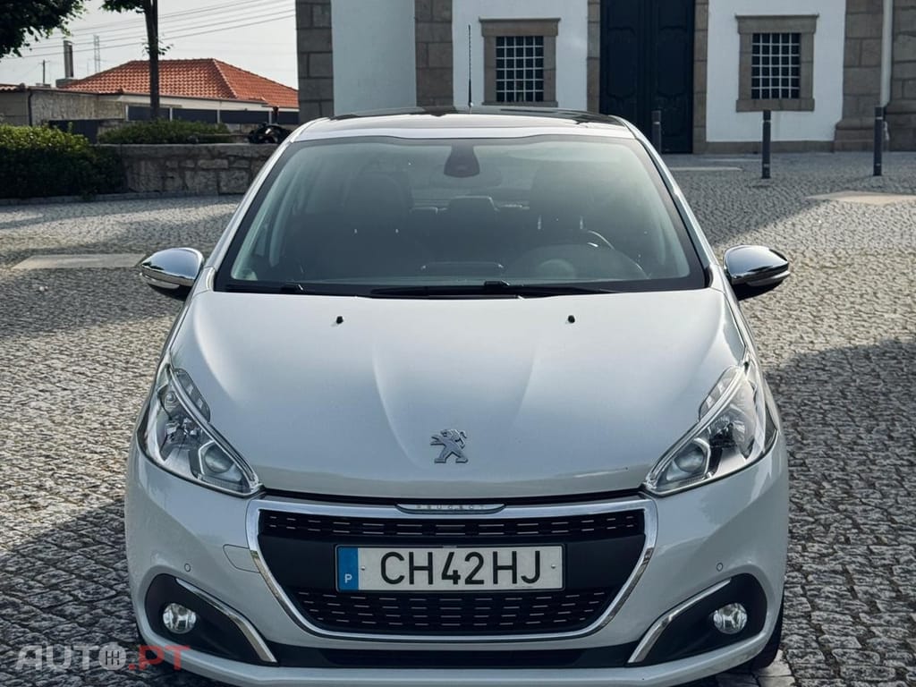 Peugeot 208 1.2 VTi Allure