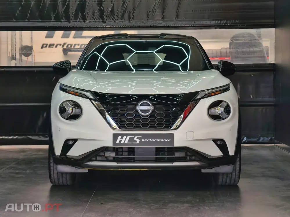 Nissan Juke 1.6 Hybrid N-Design Black
