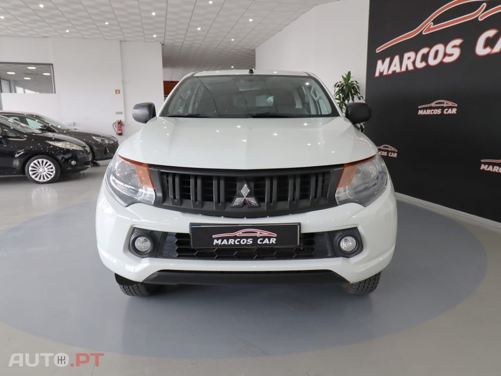 Mitsubishi L200 2.4 DI-D CD 4Kaizen Space Cab 3L 4WD