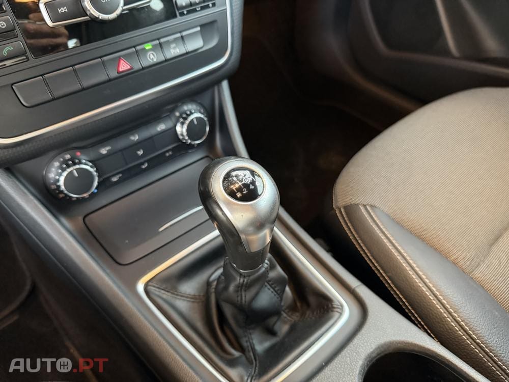 Mercedes-Benz A 180 d BlueEFFICIENCY Edition Style