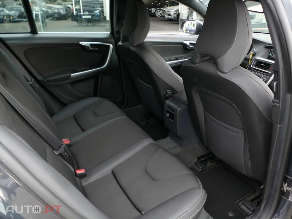Volvo V60 D3