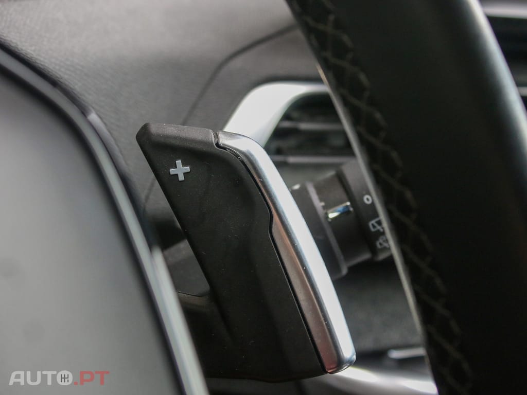 Peugeot 5008 1.2 PureTech Allure Pack EAT8