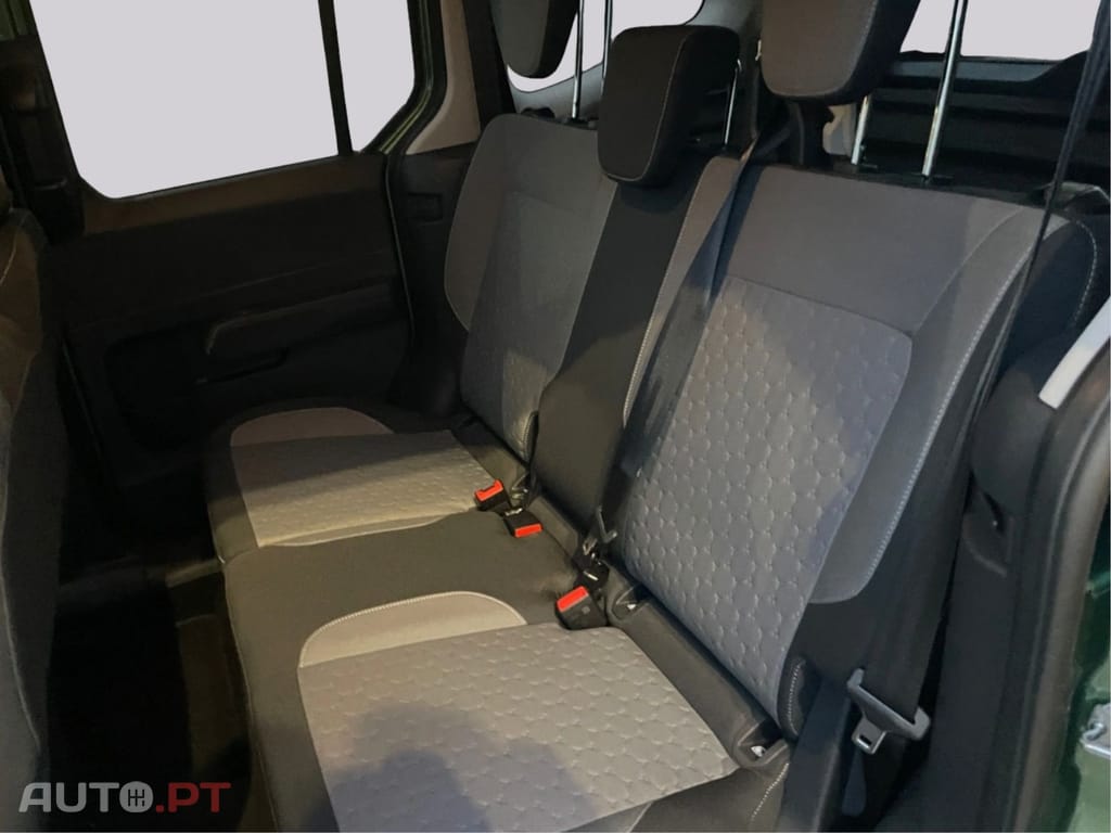 Ford Tourneo 1.0 EcoBoost Titanium