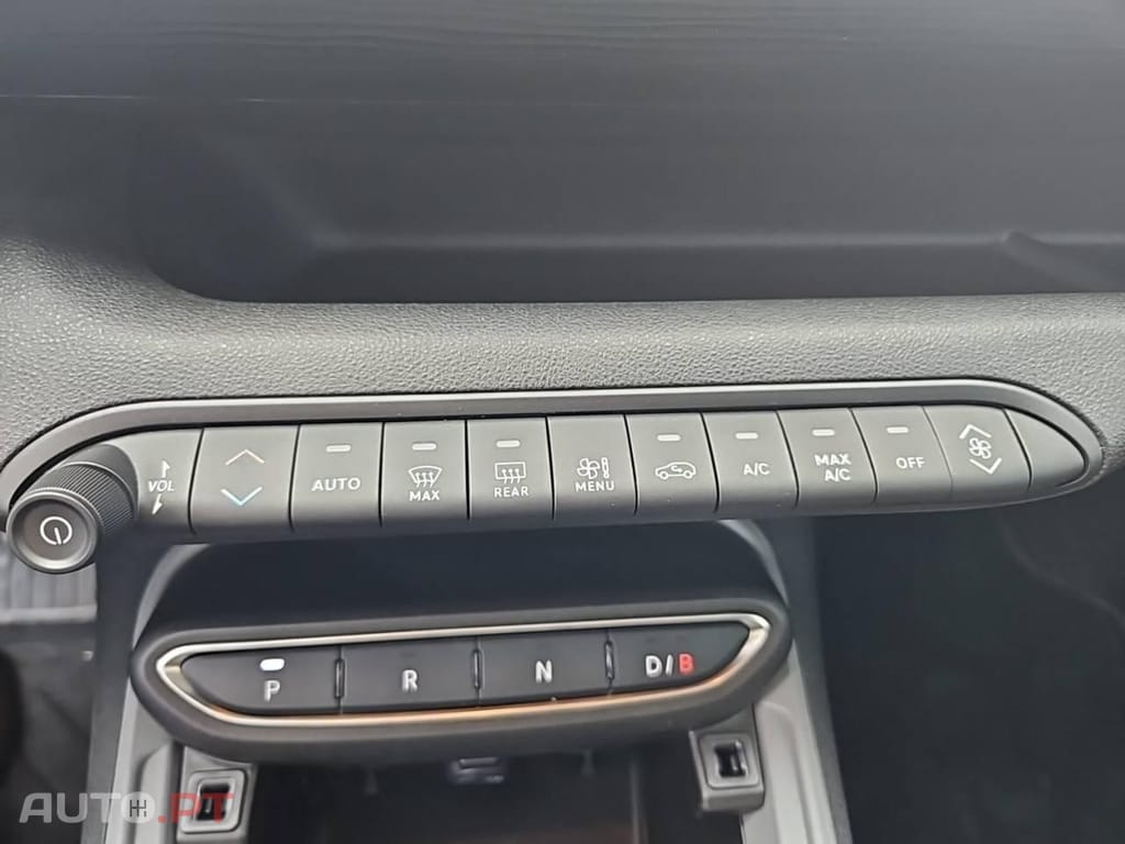 Jeep Avenger 1.2 MHEV DCT Altitude