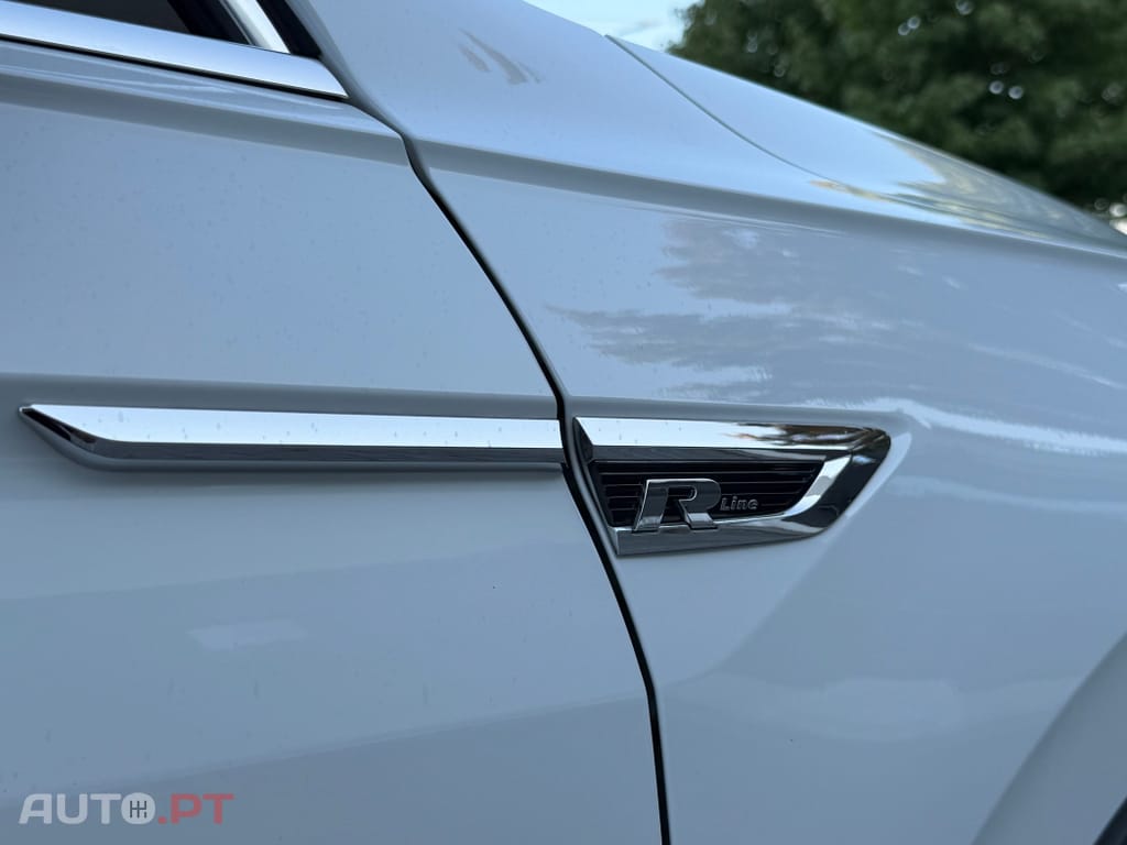 Volkswagen Tiguan 2.0 TDI R-Line DSG 4Motion