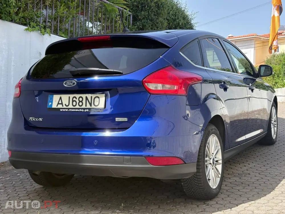 Ford Focus 1.0 EcoBoost S&S COOL&CONNECT DESIGN