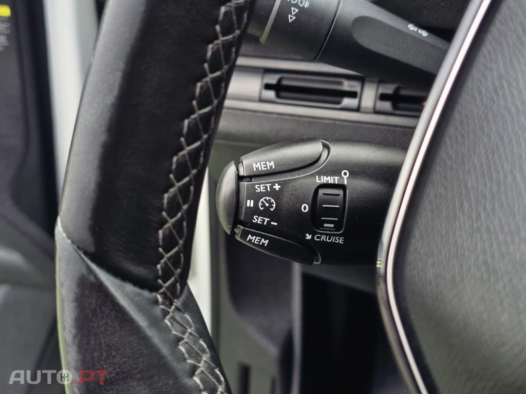 Peugeot 5008 2.0 BlueHDi Allure J18