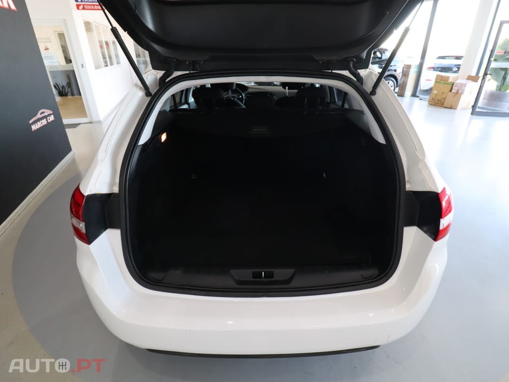 Peugeot 308 SW 1.6 BlueHDi Style