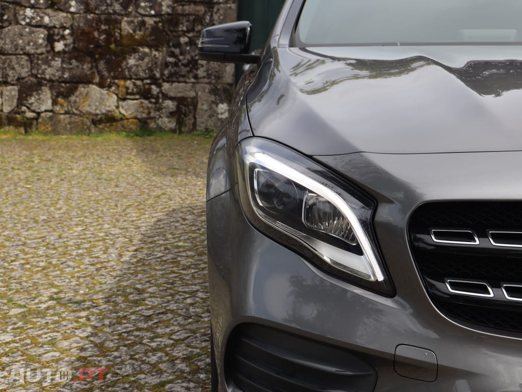 Mercedes-Benz GLA 180 d AMG Line