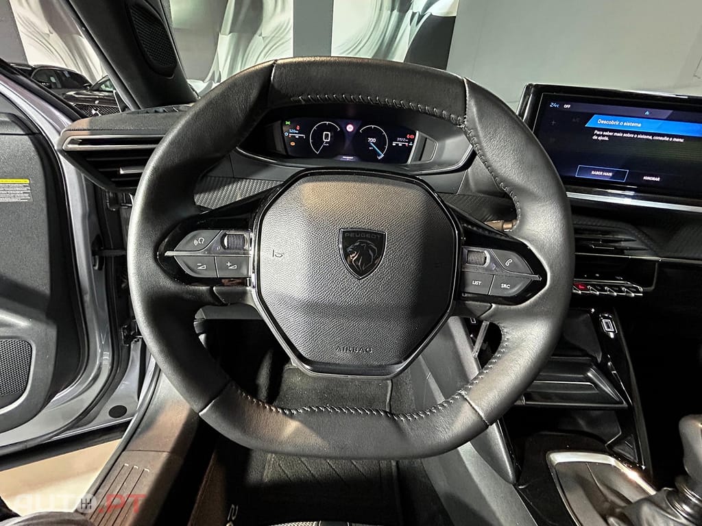 Peugeot 2008 1.2 PureTech Allure