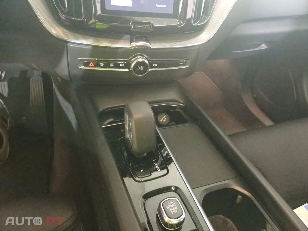 Volvo XC60 2.0 T6 PHEV Plus Bright AWD