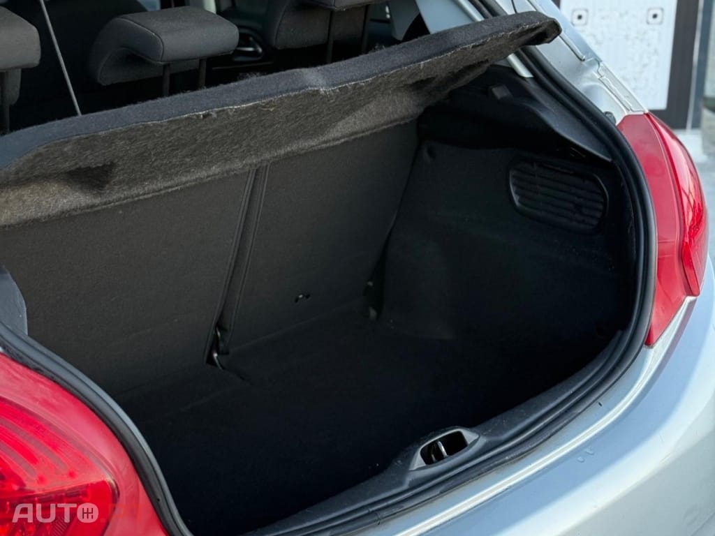Peugeot 208 1.2 PureTech Active