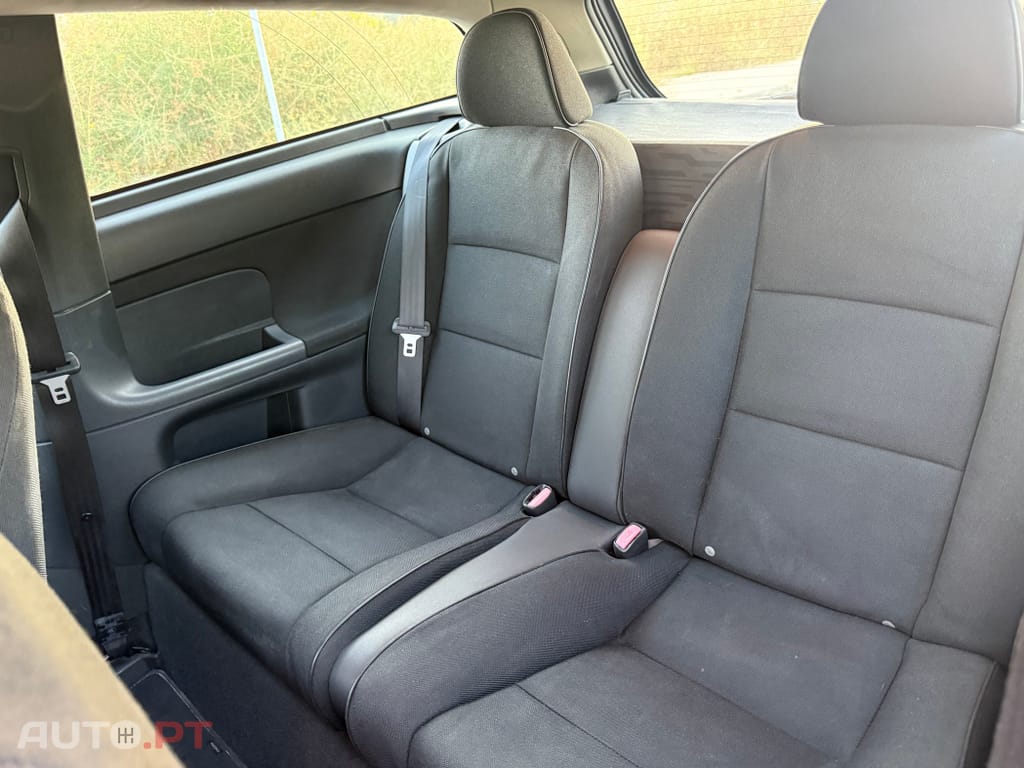 Volvo C30 1.6 D Drive 99g Momentum Start/Stop
