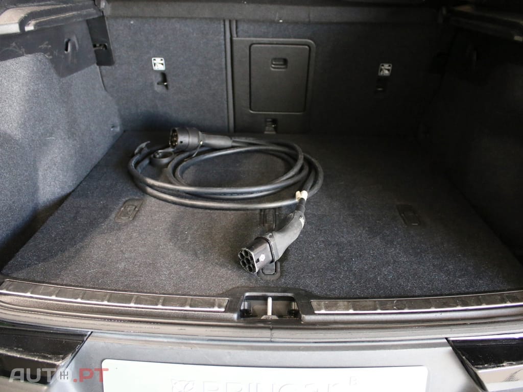 Volvo C40 Recharge Extended Range Plus