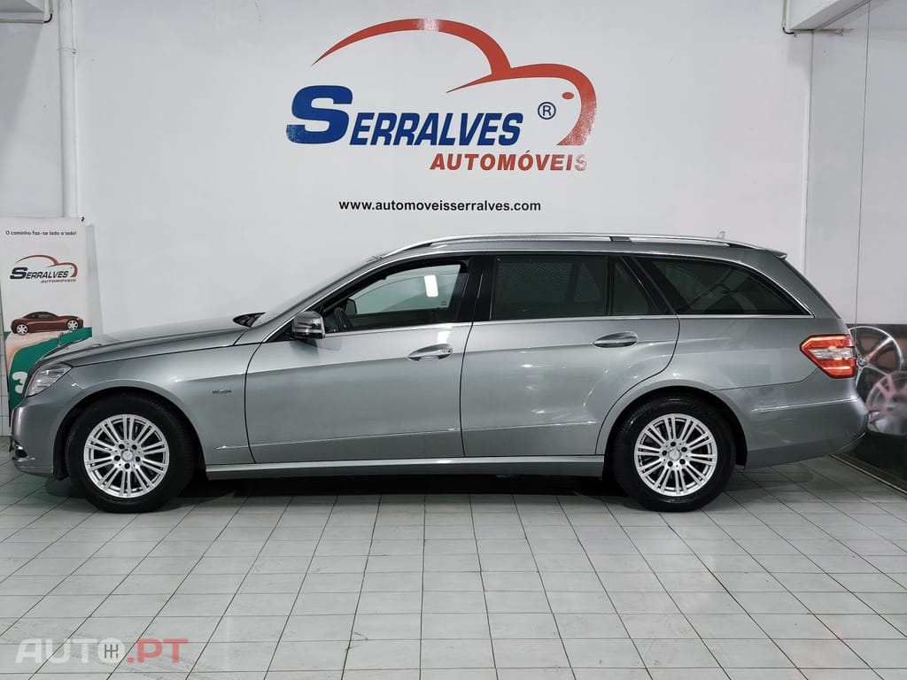 Mercedes-Benz E 250 BlueTEC Elegance Auto. — fotografia 4