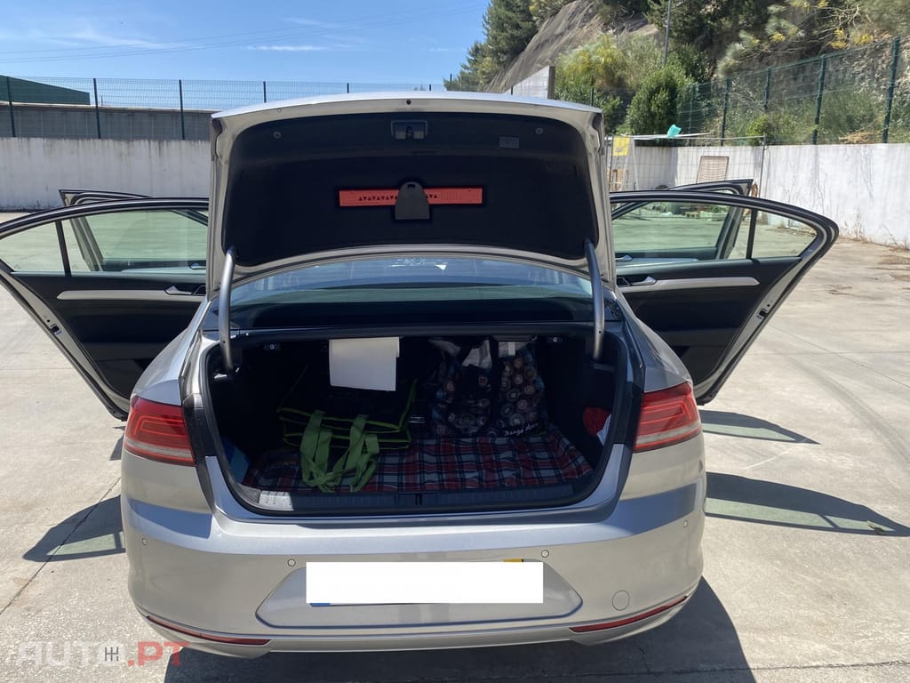 Volkswagen Passat 1.6 TDI Blue Motion