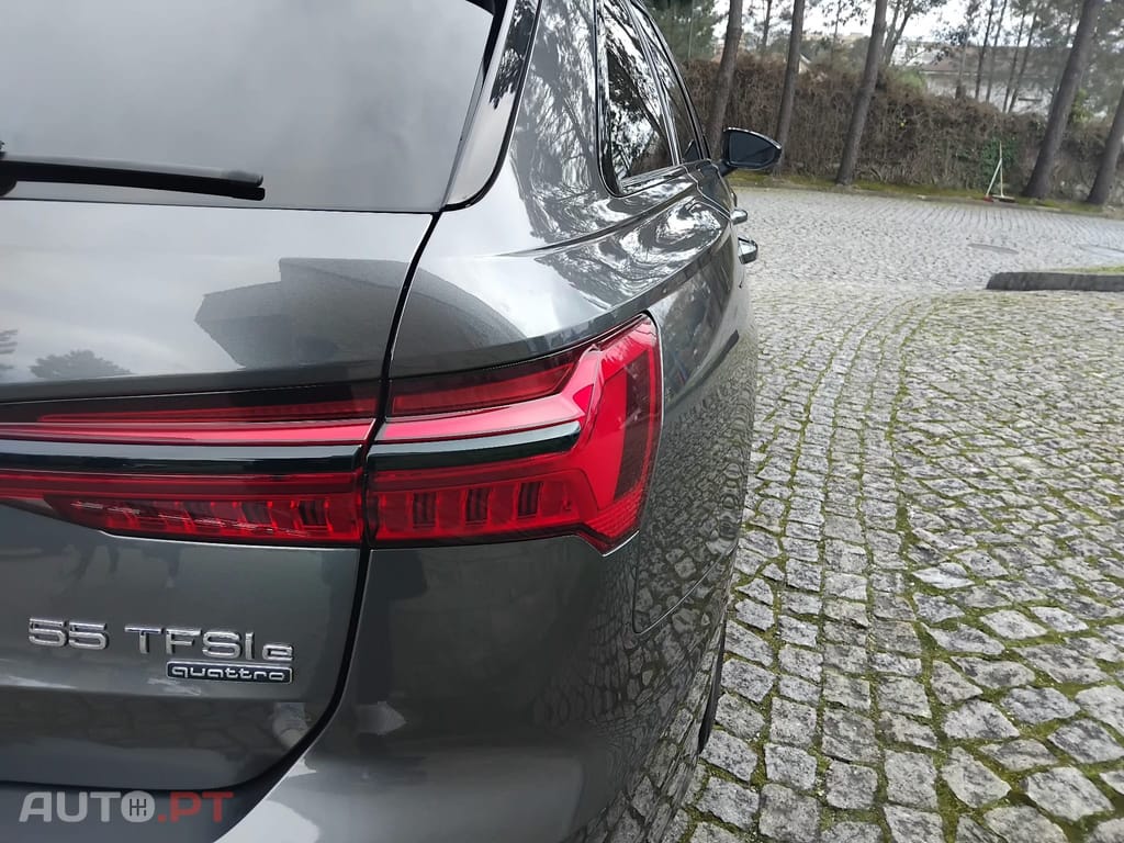 Audi A6 Avant Avant 55 TFSIe Quattro S line S Tronic