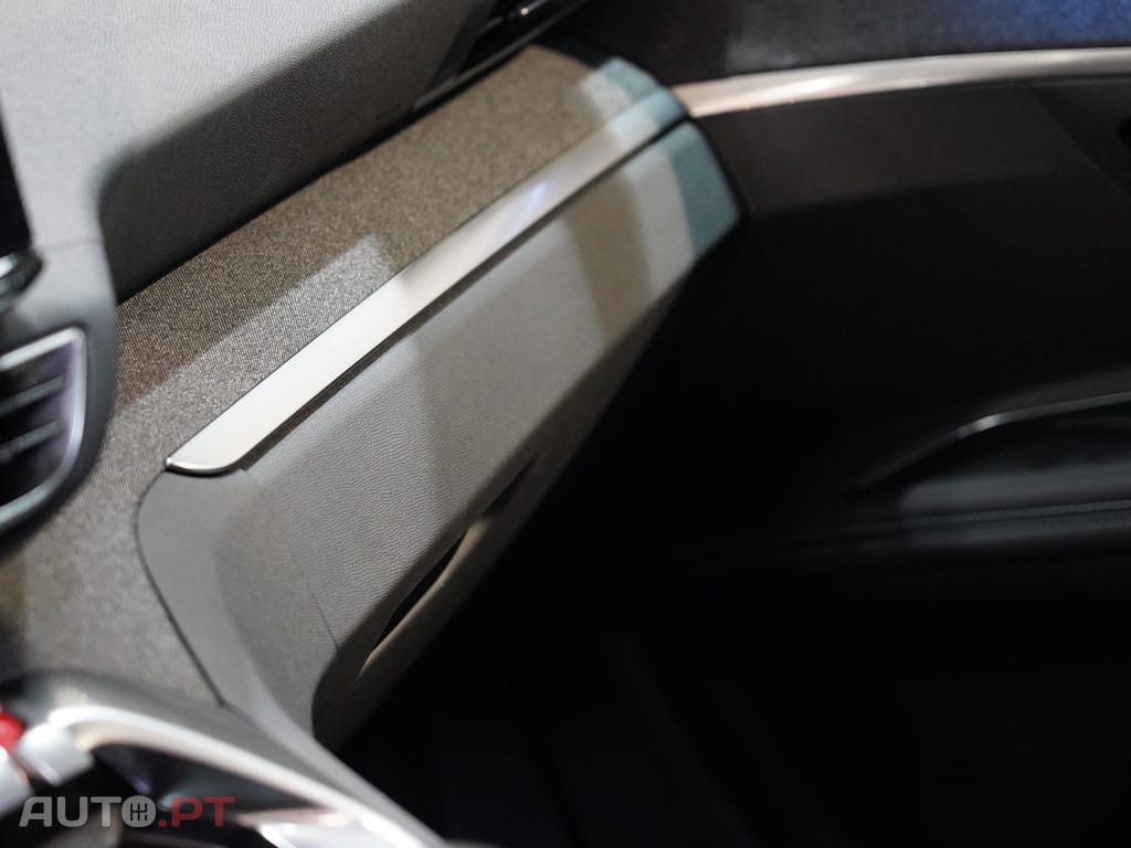Peugeot 3008 1.2 PureTech Allure Pack