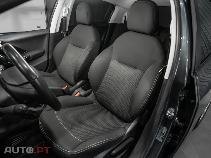 Peugeot 208 ND