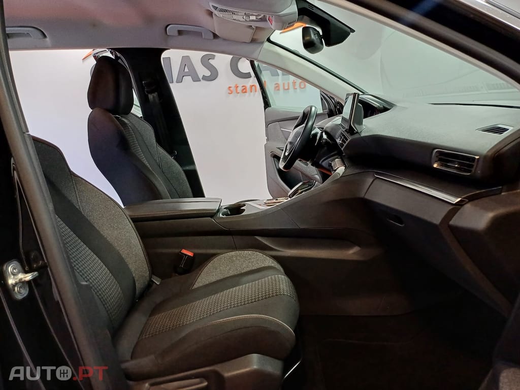 Peugeot 5008 1.5 BlueHDi Allure Pack EAT8