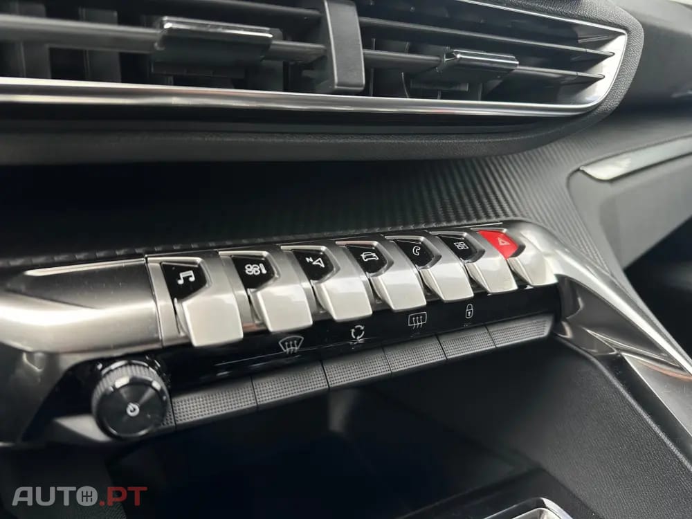 Peugeot 5008 1.5 BlueHDi Allure EAT8