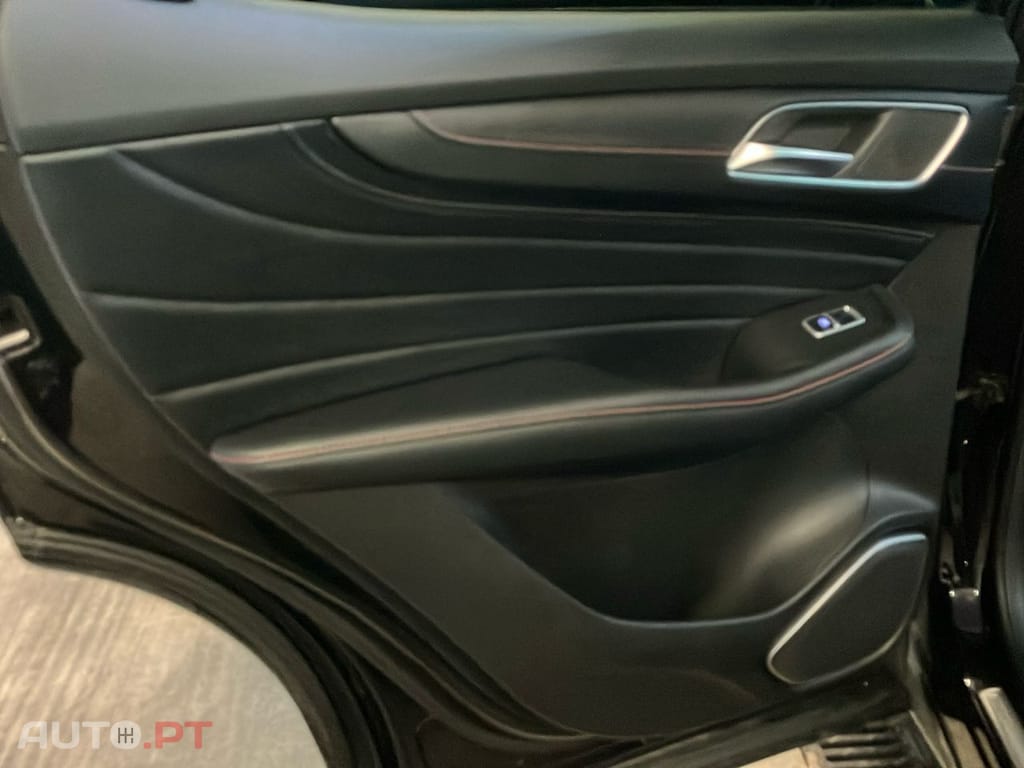 MG EHS 1.5 T-GDI Plug-in Hybrid Luxury