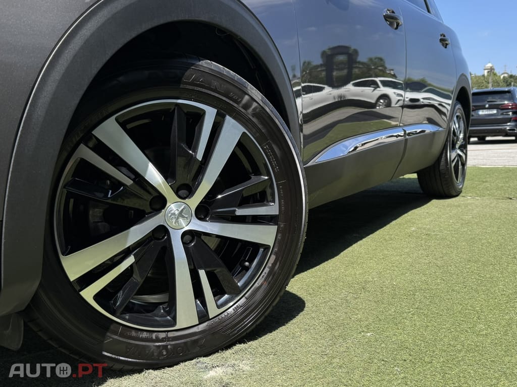 Peugeot 5008 1.5 BlueHDi GT EAT8
