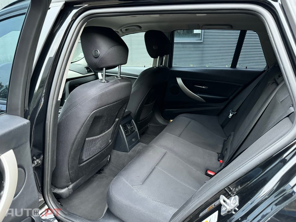 BMW 318 d Touring