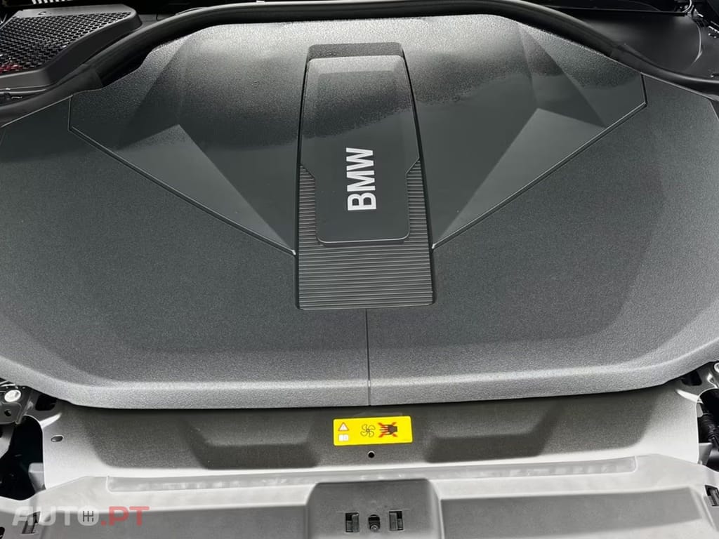 BMW i5 E-DRIVE40 I.V.A DEDUTIVEL  
