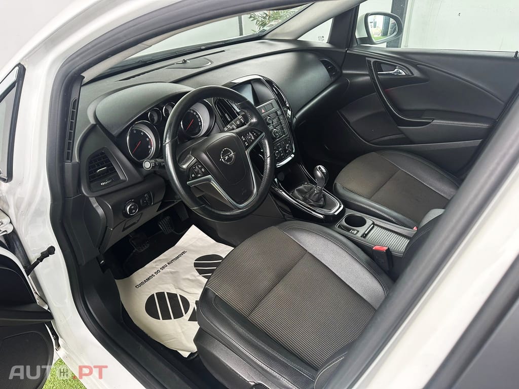 Opel Astra Sports Tourer Excite