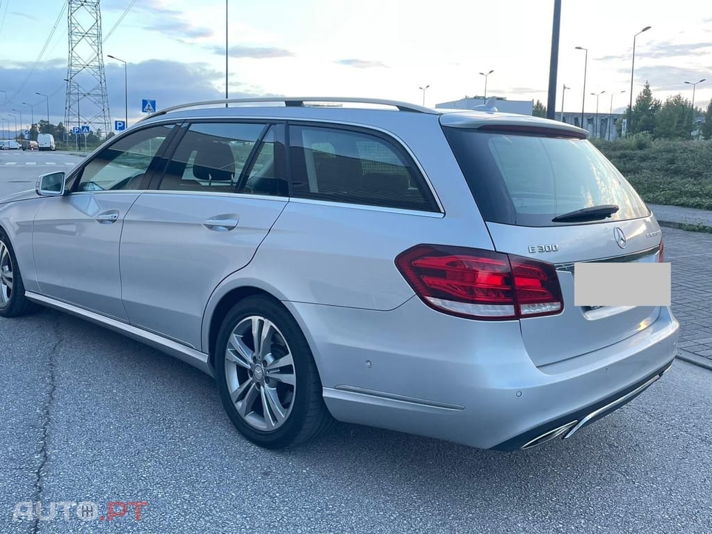 Mercedes-Benz E 300 BlueTEC Hybrid Elegance