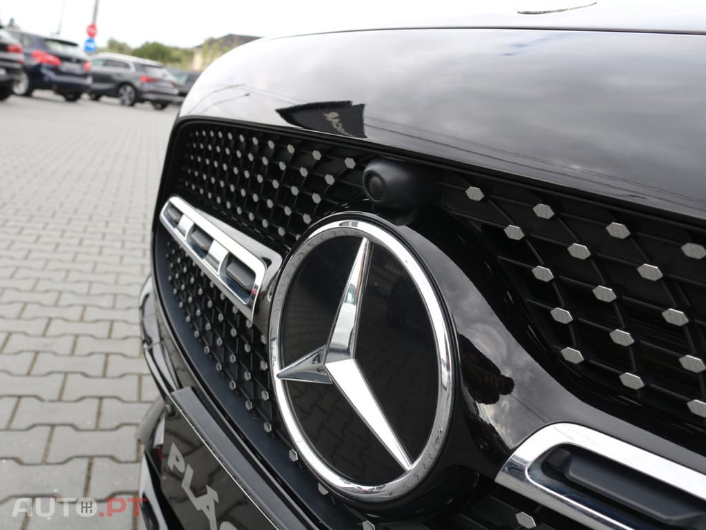 Mercedes-Benz GLA 200 D  AMG PACK NIGHT