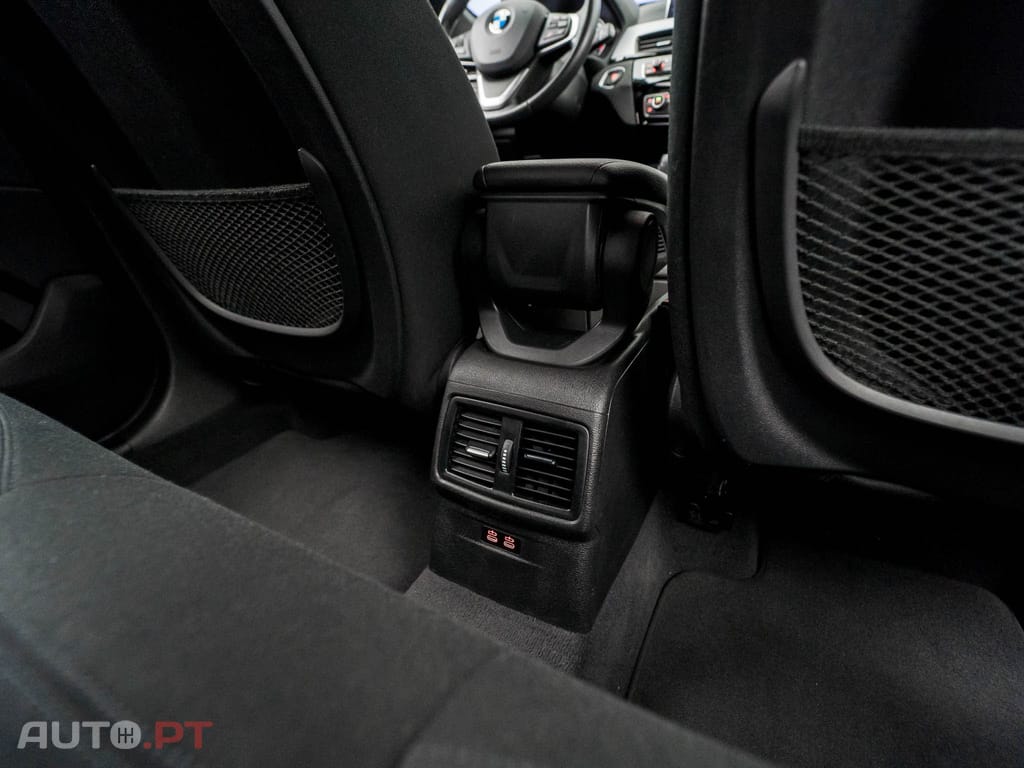 BMW X1 25 e xDrive Corporate Edition