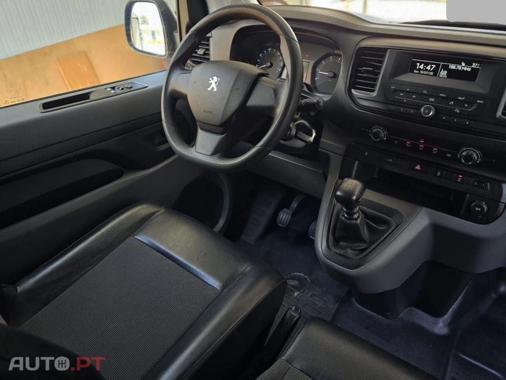 Peugeot Expert 2.0 BlueHDi L2H1 PREMIUM STANDARD
