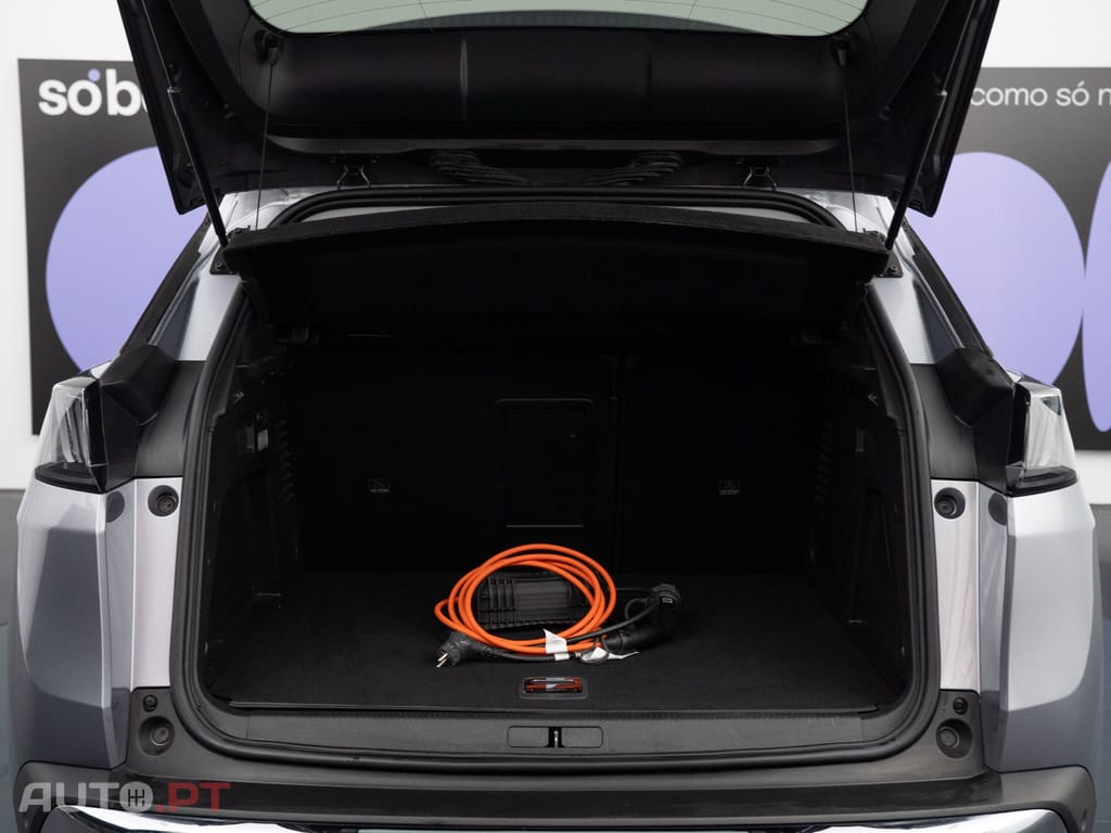 Peugeot 3008 1.6 Hybrid Allure e-EAT8