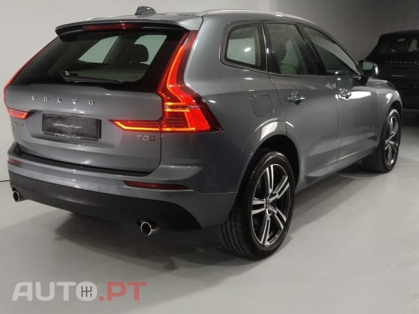 Volvo XC60 2.0 T8 PHEV Momentum Plus AWD