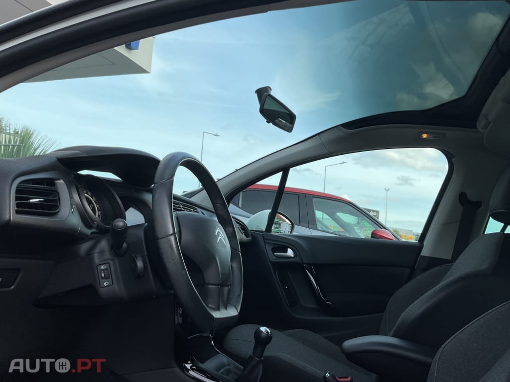 Citroen C3 1.2 PureTech Attraction