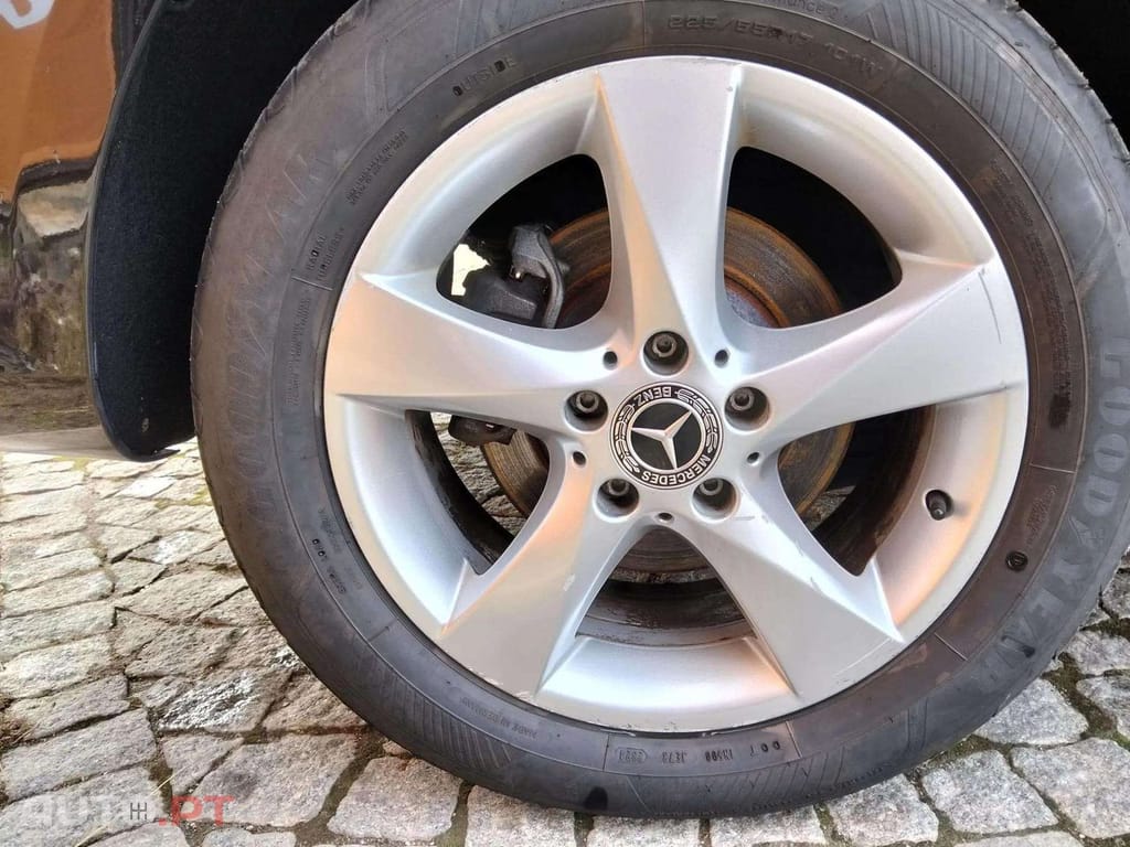 Mercedes-Benz V 220 d Longo Avantgarde Aut.