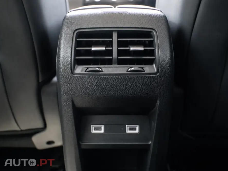 Citroen C5 X 1.6 Hybrid Plus e-EAT8