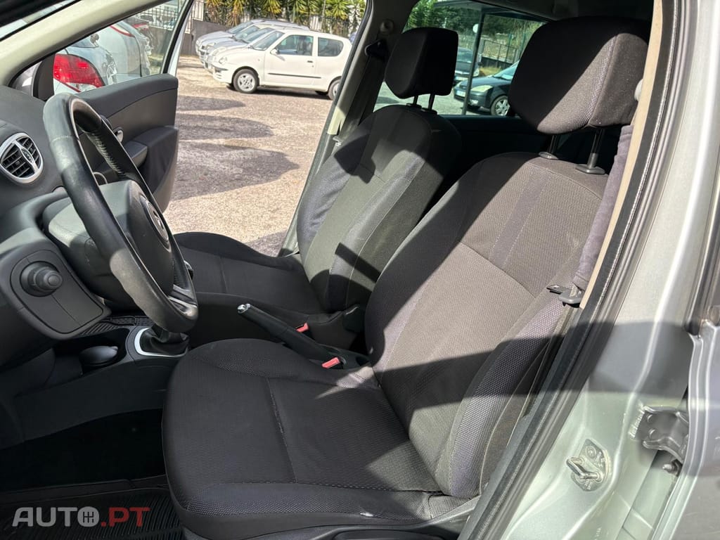 Renault Clio 1.5 dCi Rip Curl