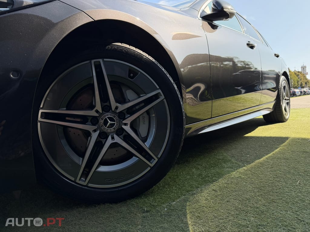 Mercedes-Benz C 300 e AMG Line