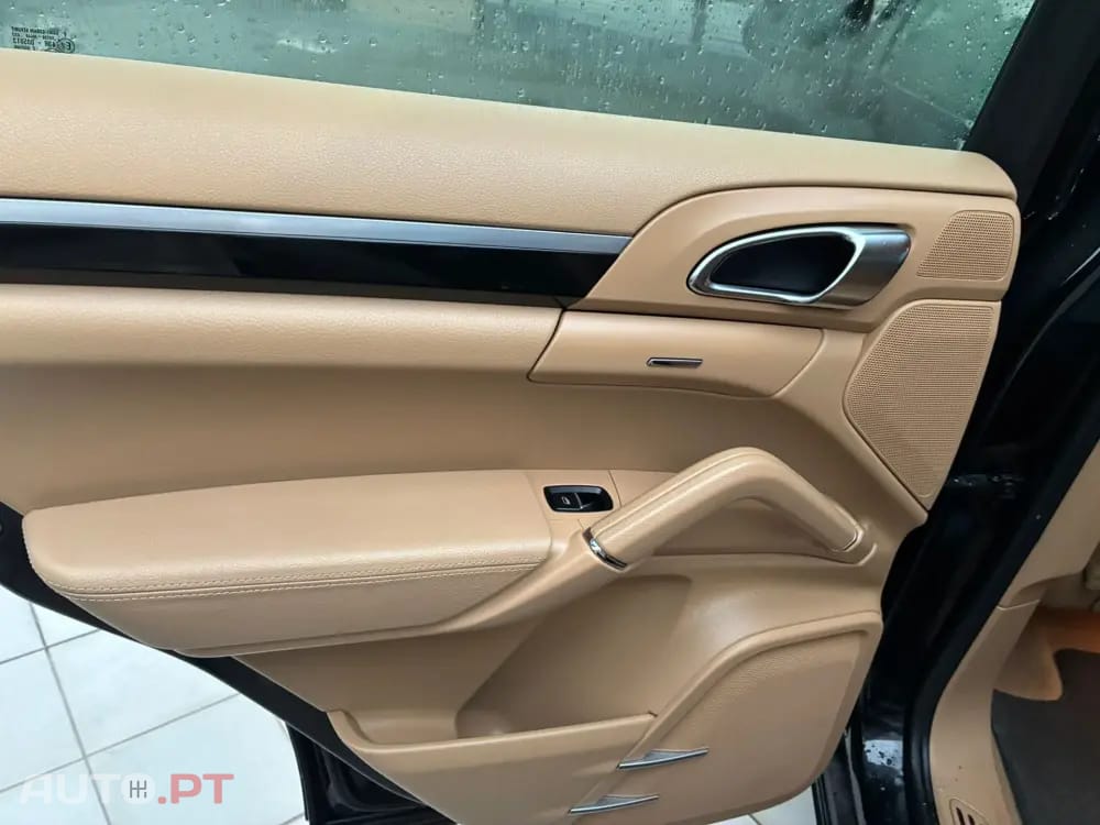 Porsche Cayenne II Platinium Edition