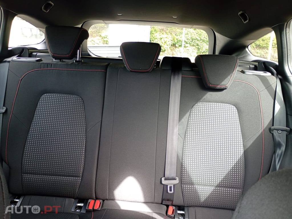 Ford Focus SW 1.0 EcoBoost MHEV ST-Line