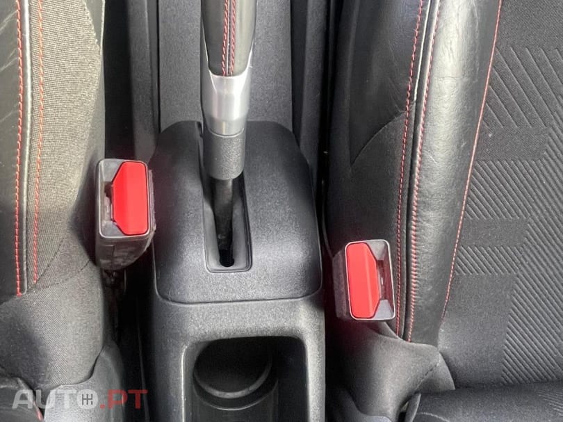 Peugeot 208 1.6 THP GTi