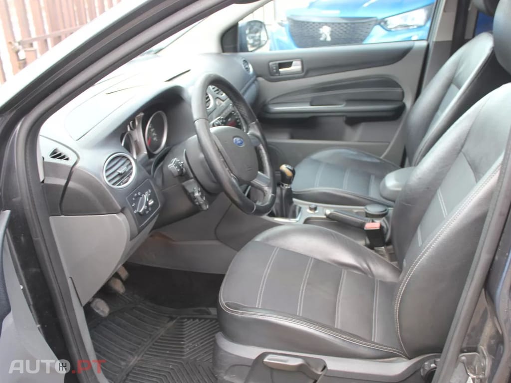 Ford Focus SW 1.6 TDCi Titanium 17