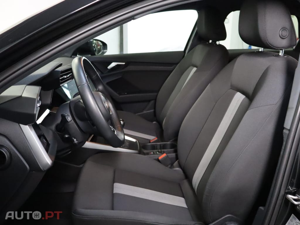 Audi A3 Sportback 30 TDI Base