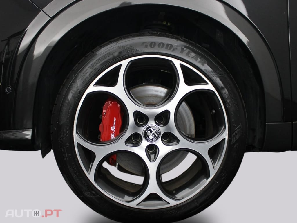 Alfa Romeo Tonale 1.3 HYBRID Q4 VELOCE I.V.A DEDUTÍVEL