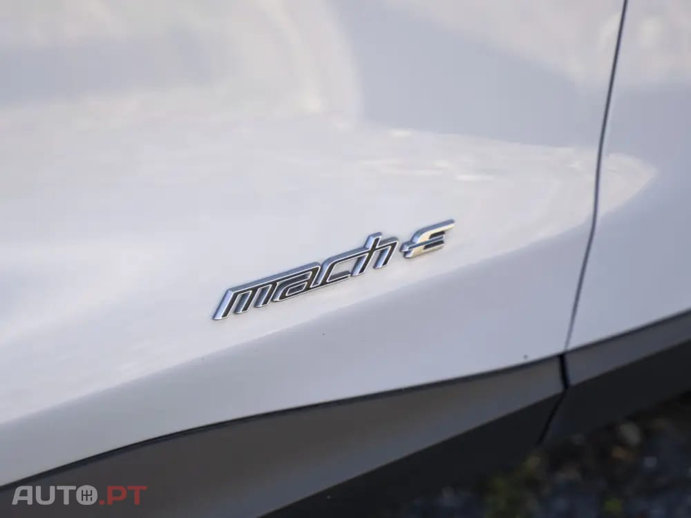 Ford Mustang Mach-E AWD
